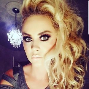 Meet your Posher, Diandra